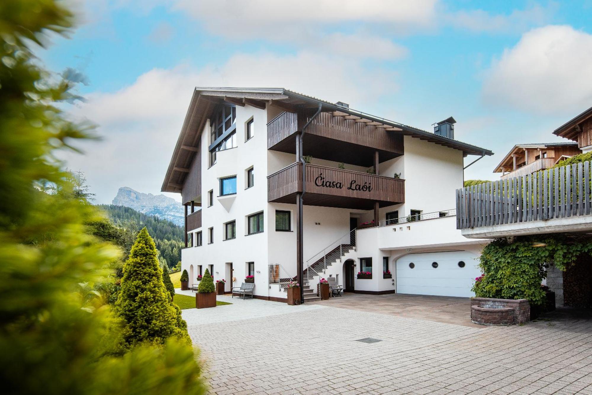 Apartment Ciasa Laoi San Cassiano  Eksteriør billede