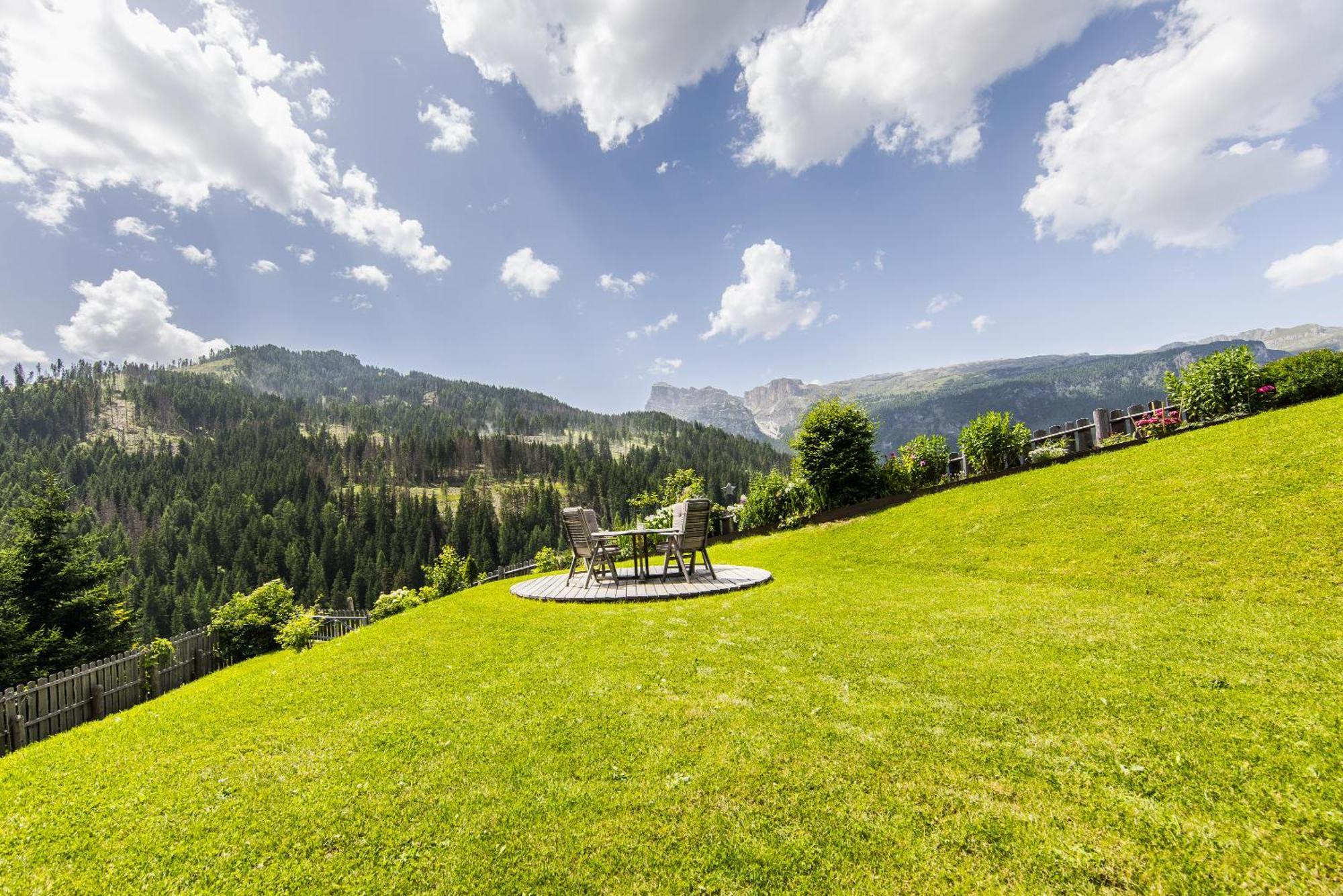 Apartment Ciasa Laoi San Cassiano  Eksteriør billede
