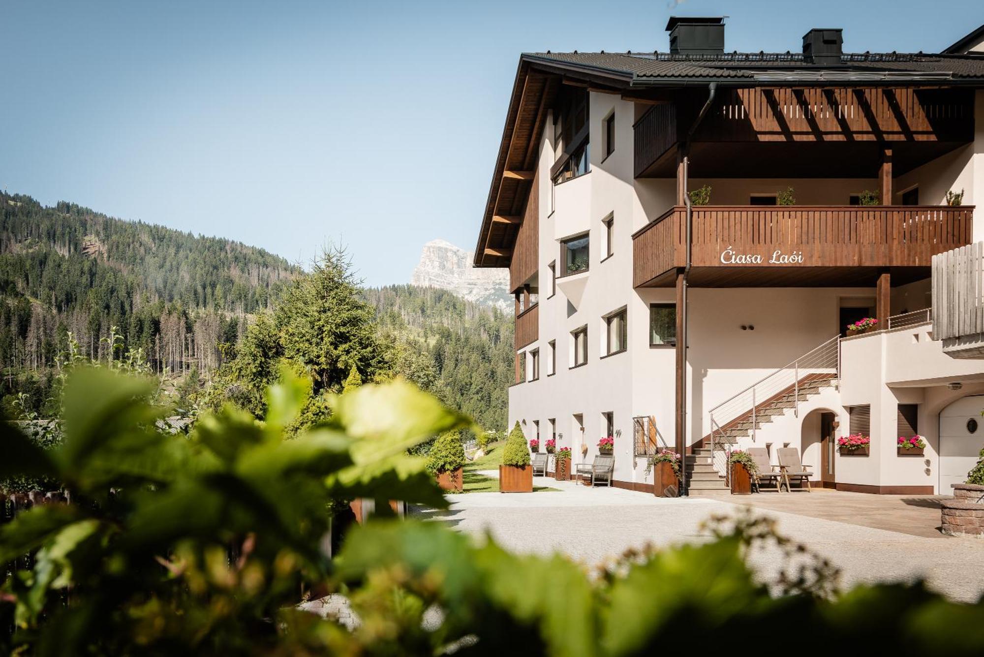Apartment Ciasa Laoi San Cassiano  Eksteriør billede