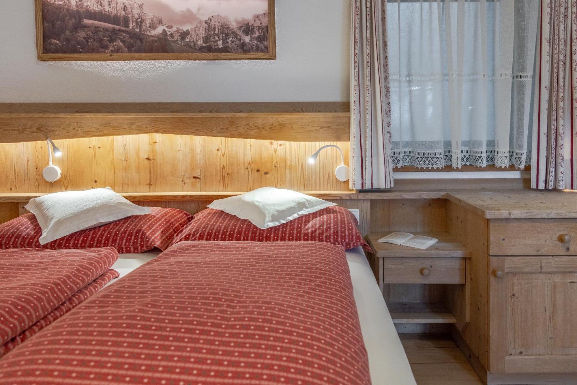 Apartment Ciasa Laoi San Cassiano  Eksteriør billede
